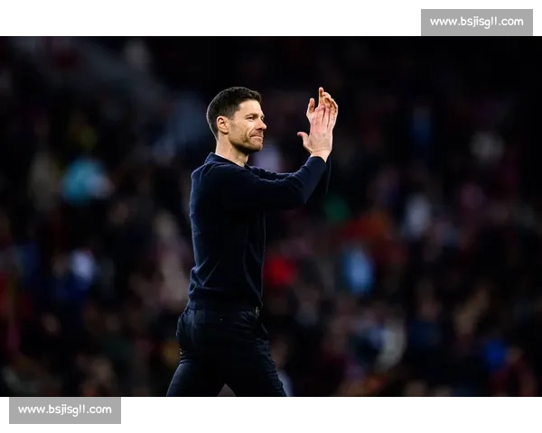 阿隆索直言不满：皇马首秀上半场过于急躁，中场调整显成效