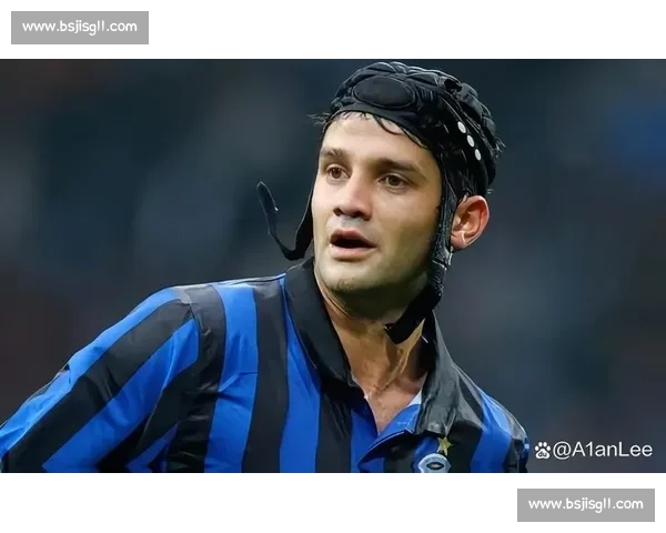 齐沃亮剑世俱杯：坚守钢铁防线，革新战术重塑蓝黑基因