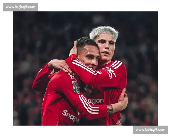 马竞搁置大马丁交易，曼联签门神悬念系于奥纳纳去留